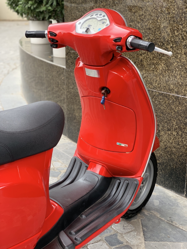 Cần bán LX 3Vie 2014 màu Đỏ đẹp miễn chê