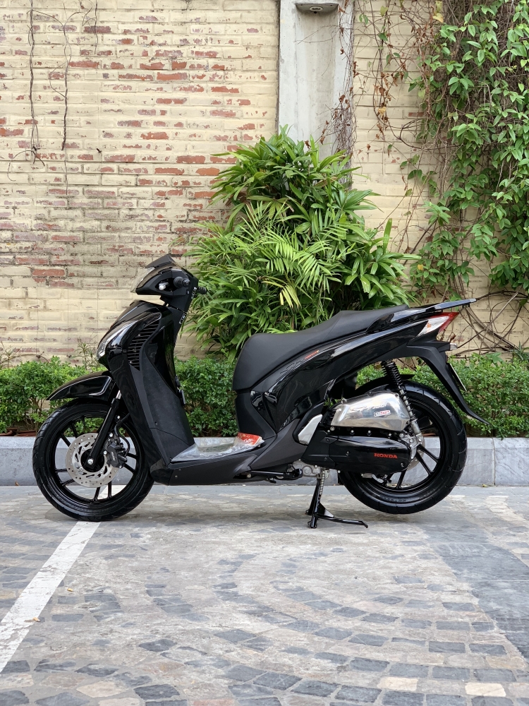 Cần bán SH Việt 150 Full nhập 2016 màu Đen cực đẹp