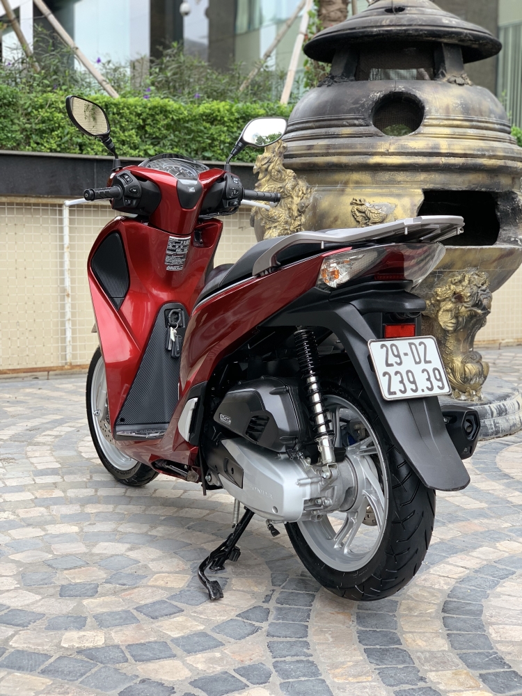 Cần bán SH Việt 125 CBS 2018 màu đỏ- Biển thần tài nhỏ cực Vip
