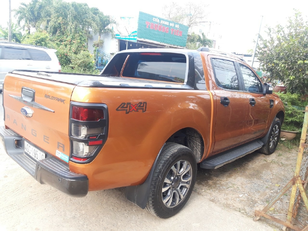 Ford wildtrak 3.2 2017 2 cầu tự động