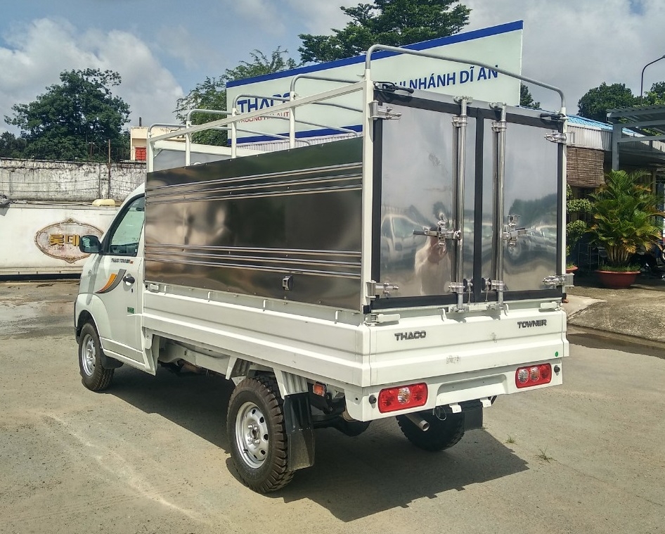 Xe tải mui bạt 990 Kg THACO TOWNER 990 mới 100%