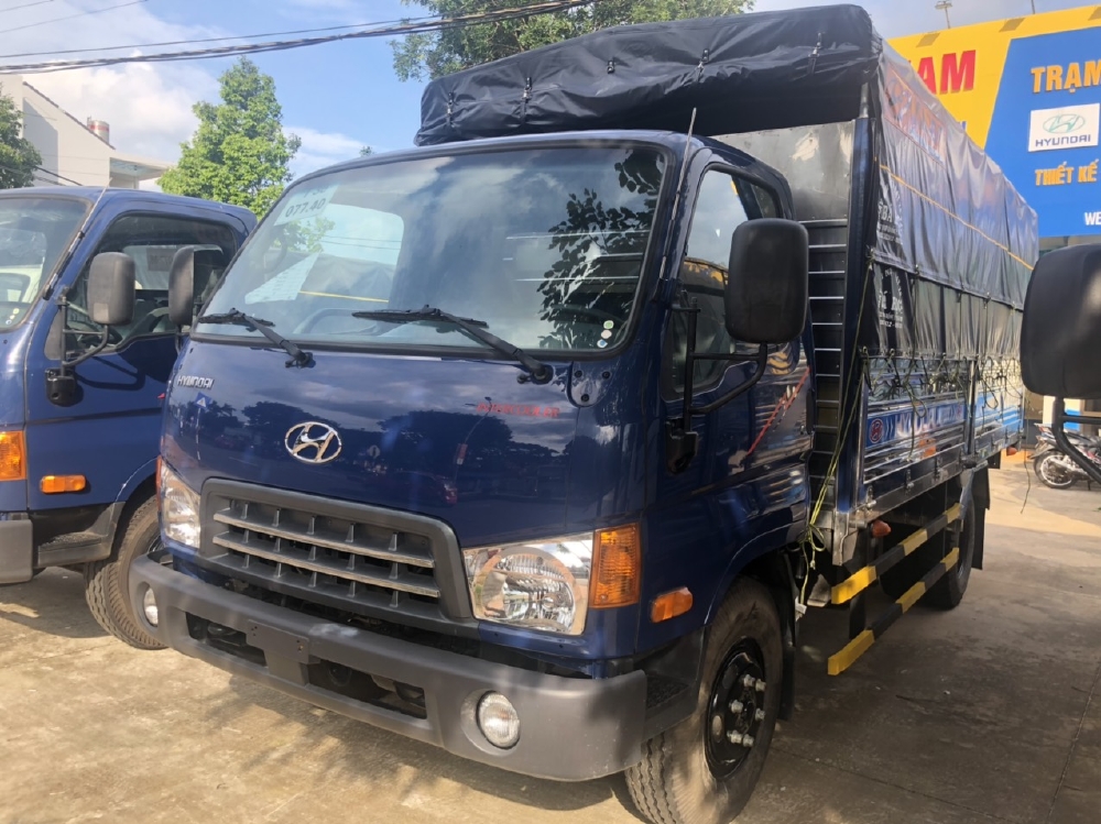 Báo giá xe tải Hyundai Mighty 2017 thùng mui bạt tải trọng 8 tấn, hỗ trợ trả góp 80%