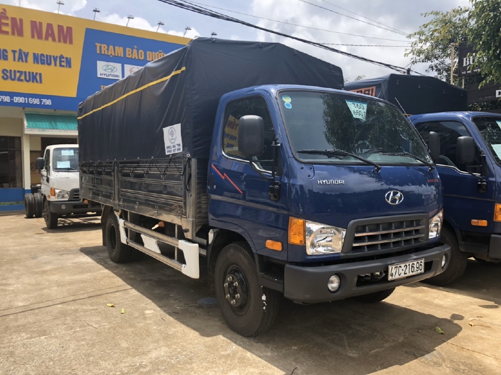 Báo giá xe tải Hyundai Mighty 2017 thùng mui bạt tải trọng 8 tấn, hỗ trợ trả góp 80%