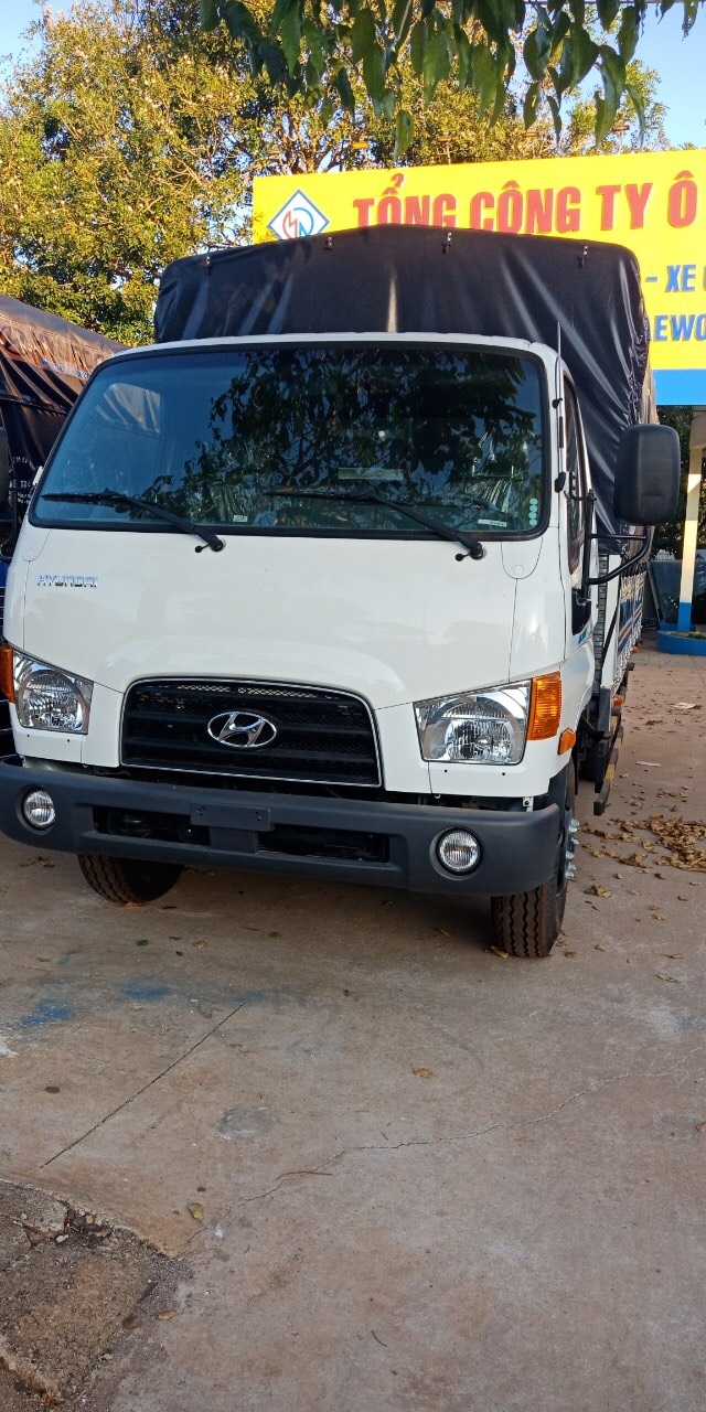 Bán xe tải Hyundai Mighty 7 tấn đủ thùng hàng, có sẵn xe, giao ngay