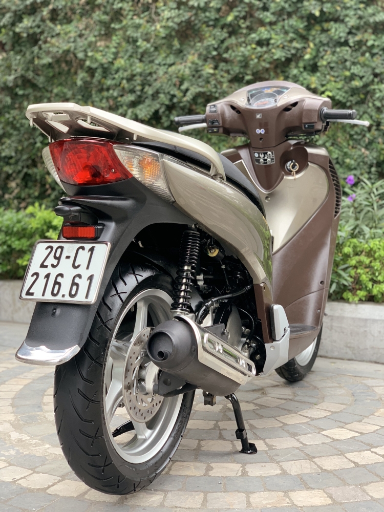 Cần bán Siêu phẩm SH Nhập 125 cuối 2012 màu Sâmpanh- Biển vip