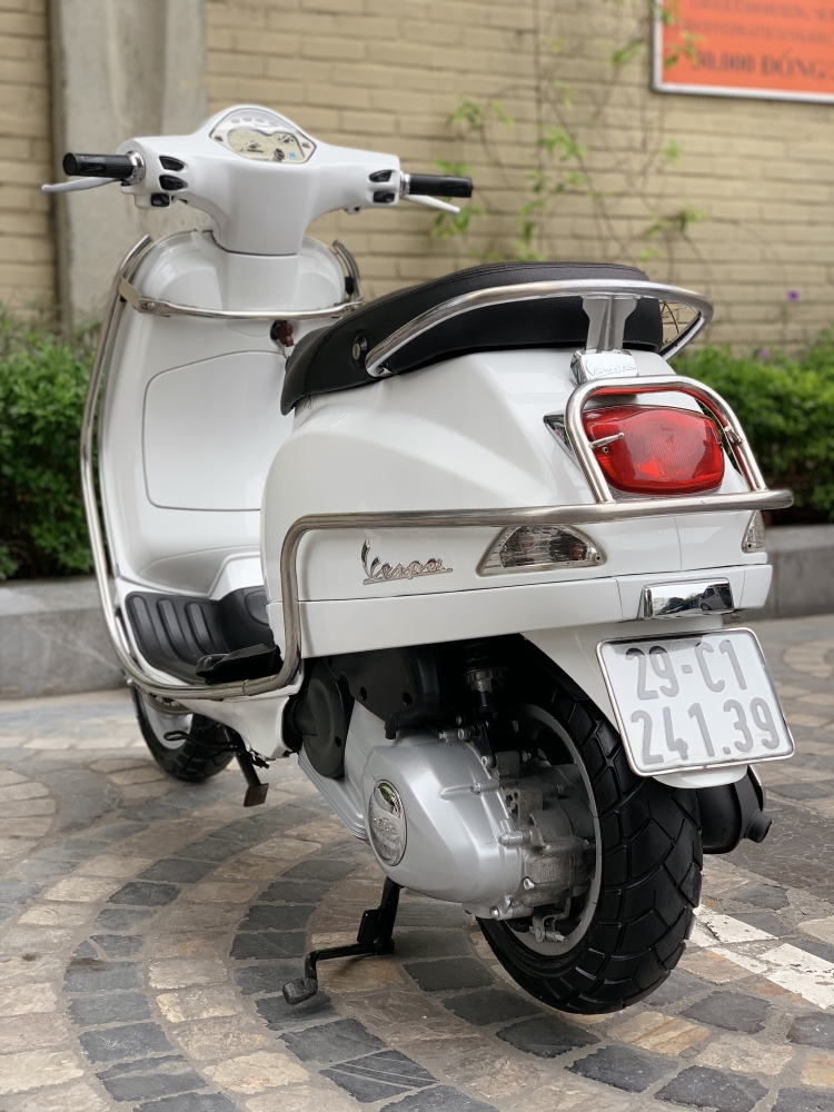 Cần bán LX 3Vie 2014 màu trắng cực chất