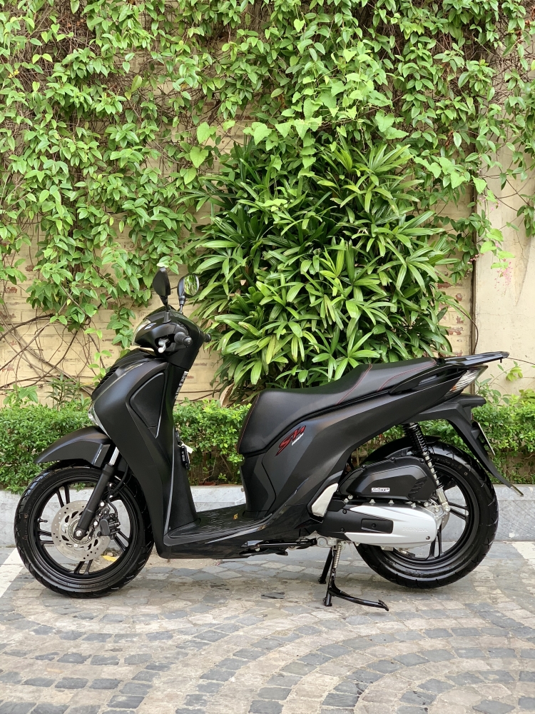 Cần bán SH Việt 150 ABS 2019 đen nhân cao cấp chạy 1000km như mới