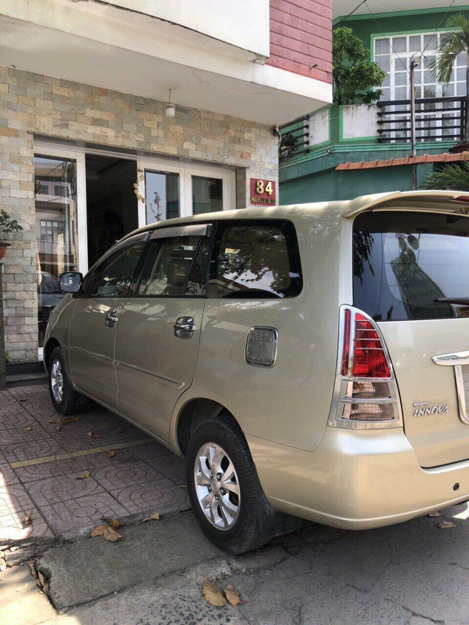 Gia đình cần bán xe Innova G 2007