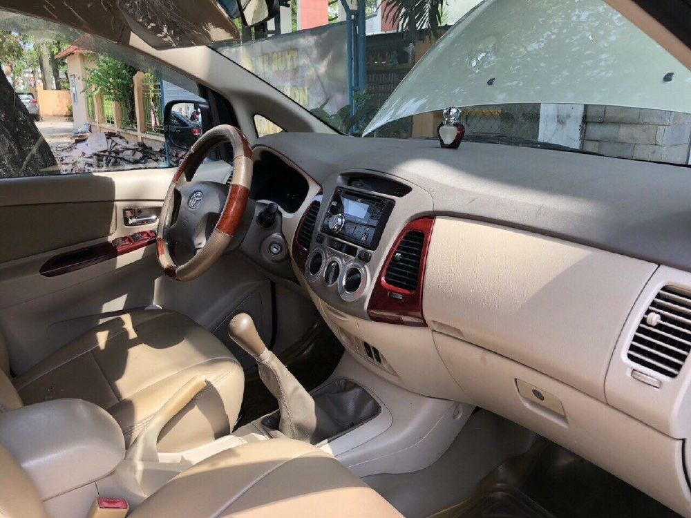 Gia đình cần bán xe Innova G 2007