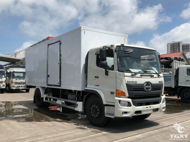 Xe tải Hino 7 tấn Thùng Dài 10 Mét