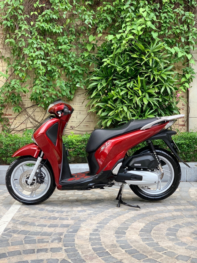 Cần bán SH Việt 125 CBS 10/2019 màu Đỏ chạy chuẩn 800km