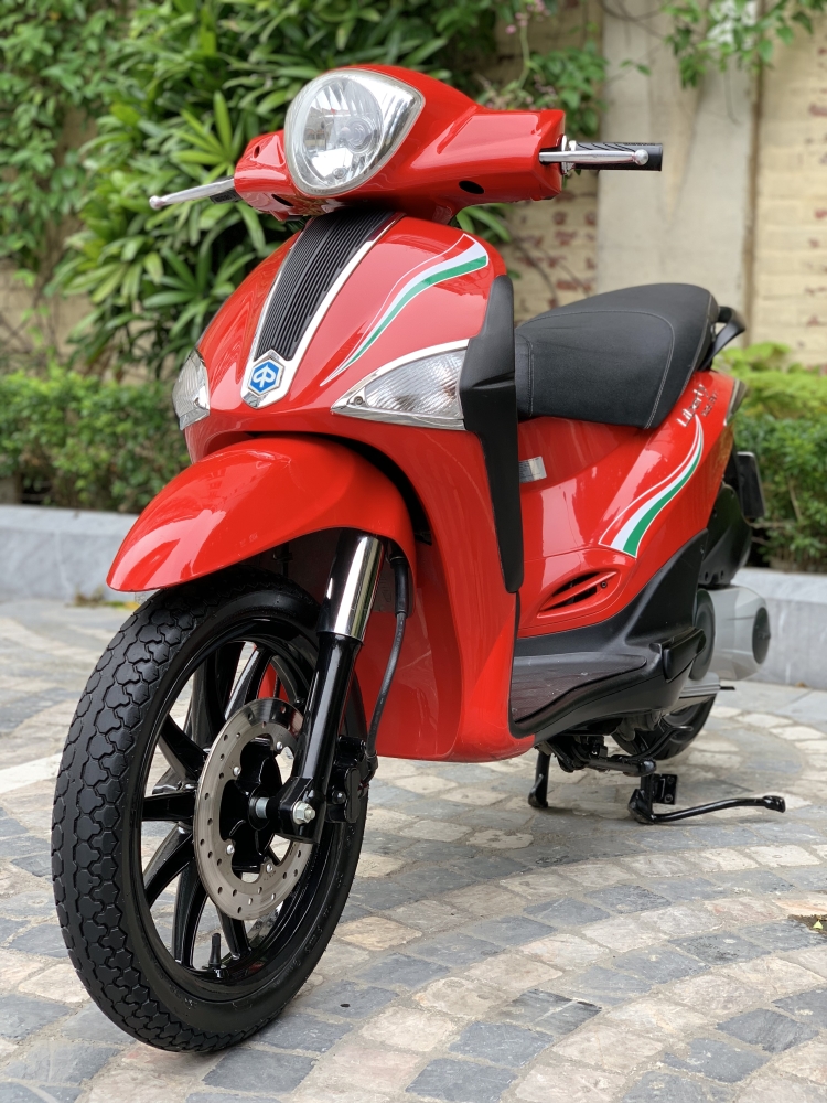 Cần bán Liberty 3Vie 2014 màu Đỏ trẻ trung- Biển thần tài lớn quá đẹp