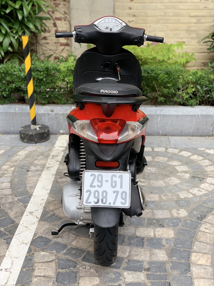 Cần bán Liberty 3Vie 2014 màu Đỏ trẻ trung- Biển thần tài lớn quá đẹp