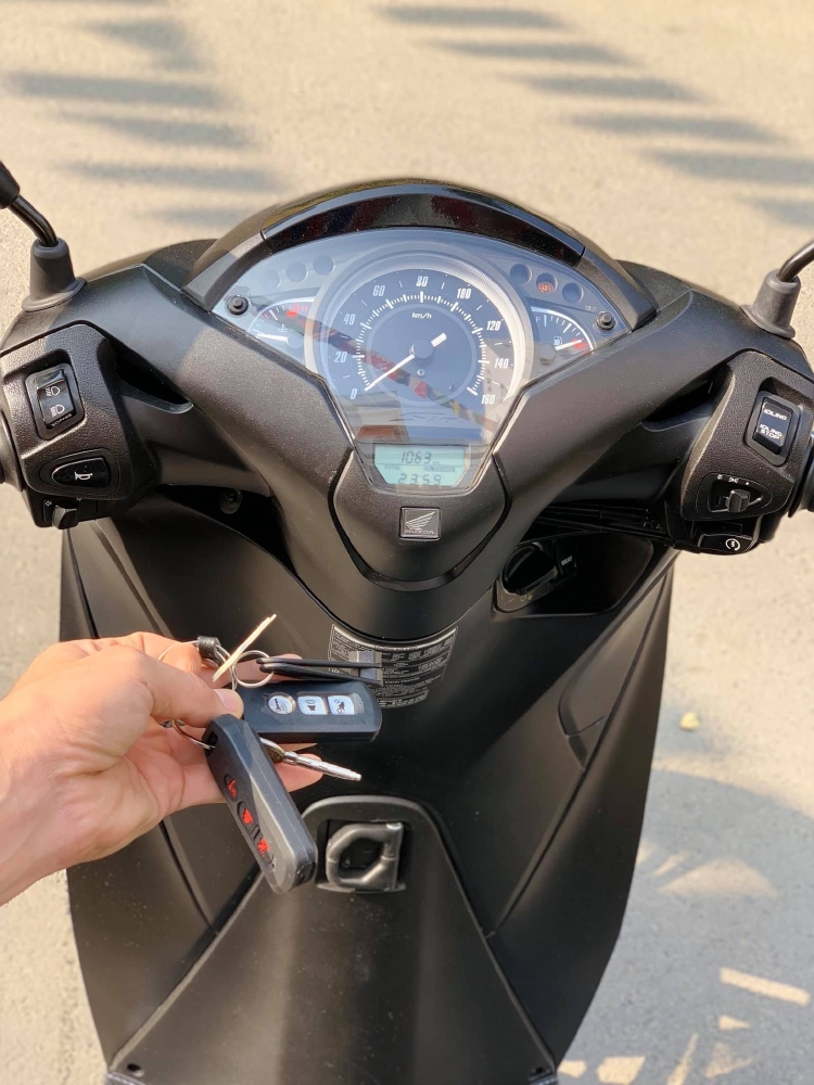 Cần bán SH Việt 150 ABS 2019 màu Đen mờ cực mới