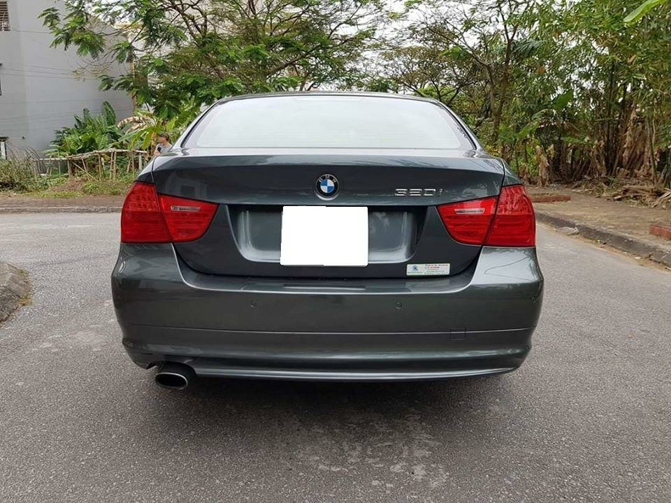 Gia đình cần bán xe Bmw 320i