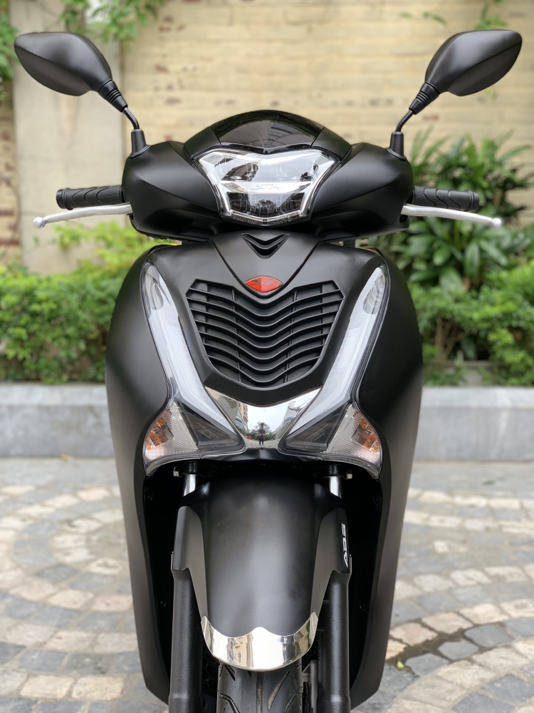 Cần bán SH Việt 150 ABS 2019 đen mờ đẹp miễn chê