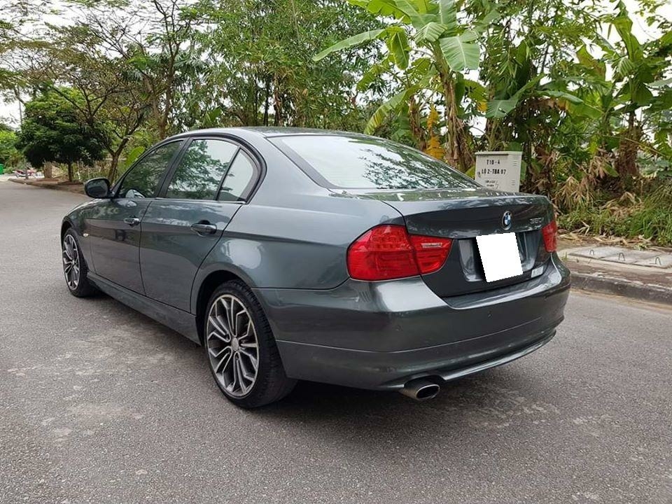Gia đình cần bán xe Bmw 320i