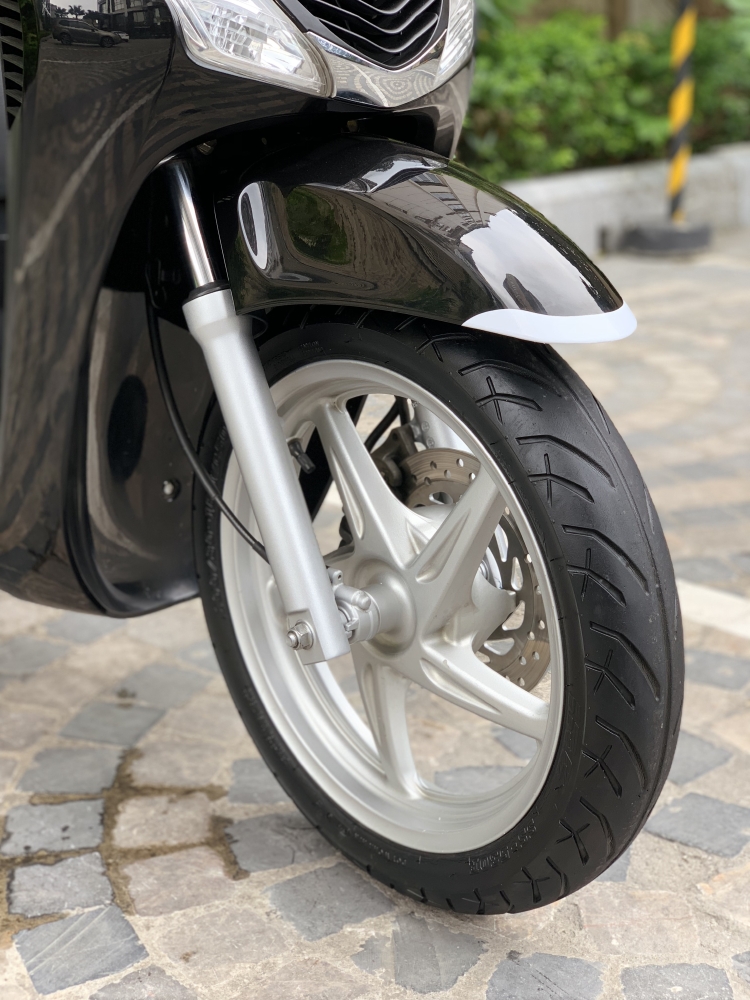 Cần bán SH Nhập 125 cuối 2013 - Xe đẹp- Máy chất- BiểnVip miễn chê
