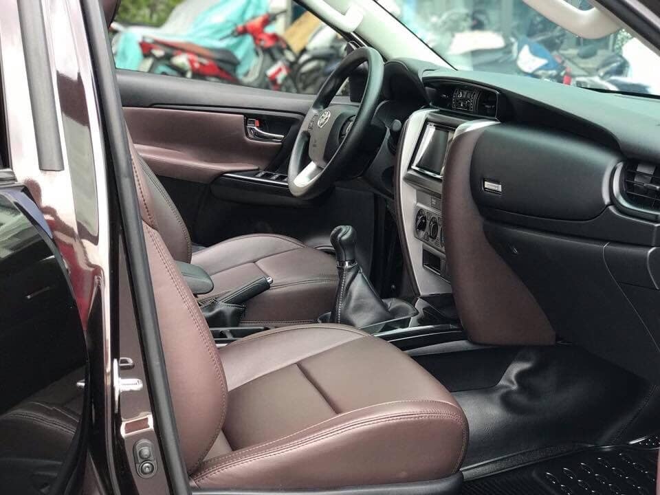 Bán gấp Toyota Fortuner 2018