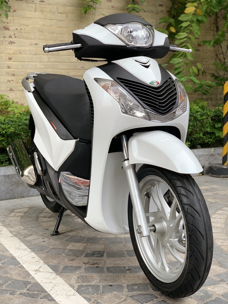 Cần bán SH Việt 125 Full nhập 2015 biển Vip