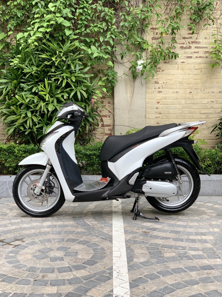 Cần bán SH Việt 125 Full nhập 2015 biển Vip