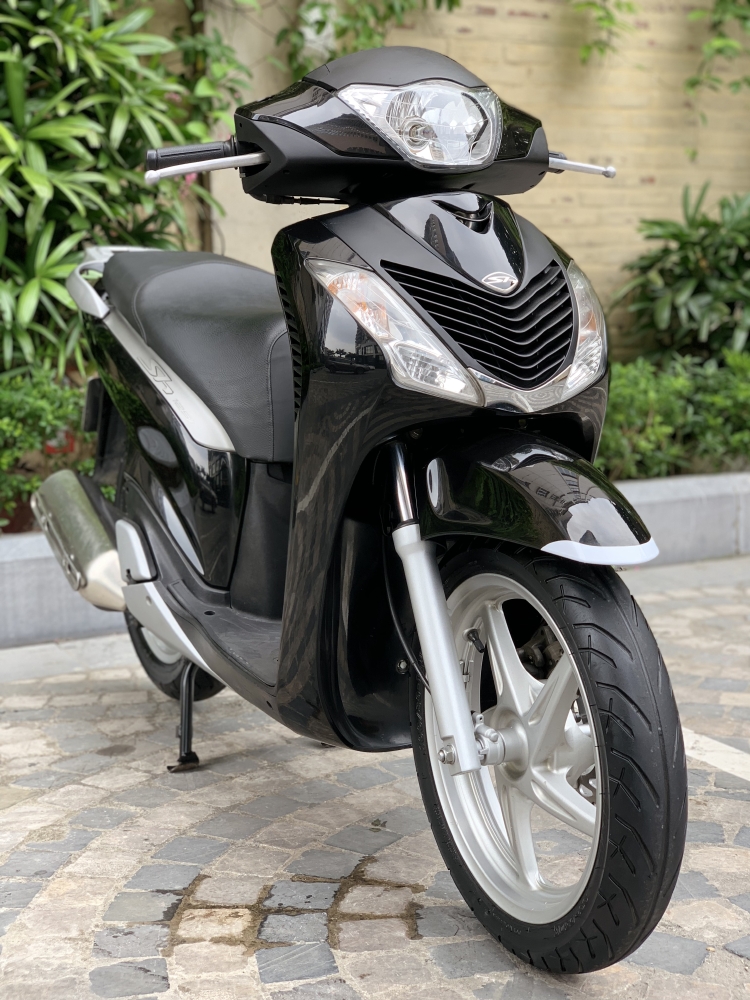 Cần bán SH Nhập 125 cuối 2013 - Xe đẹp- Máy chất- BiểnVip miễn chê