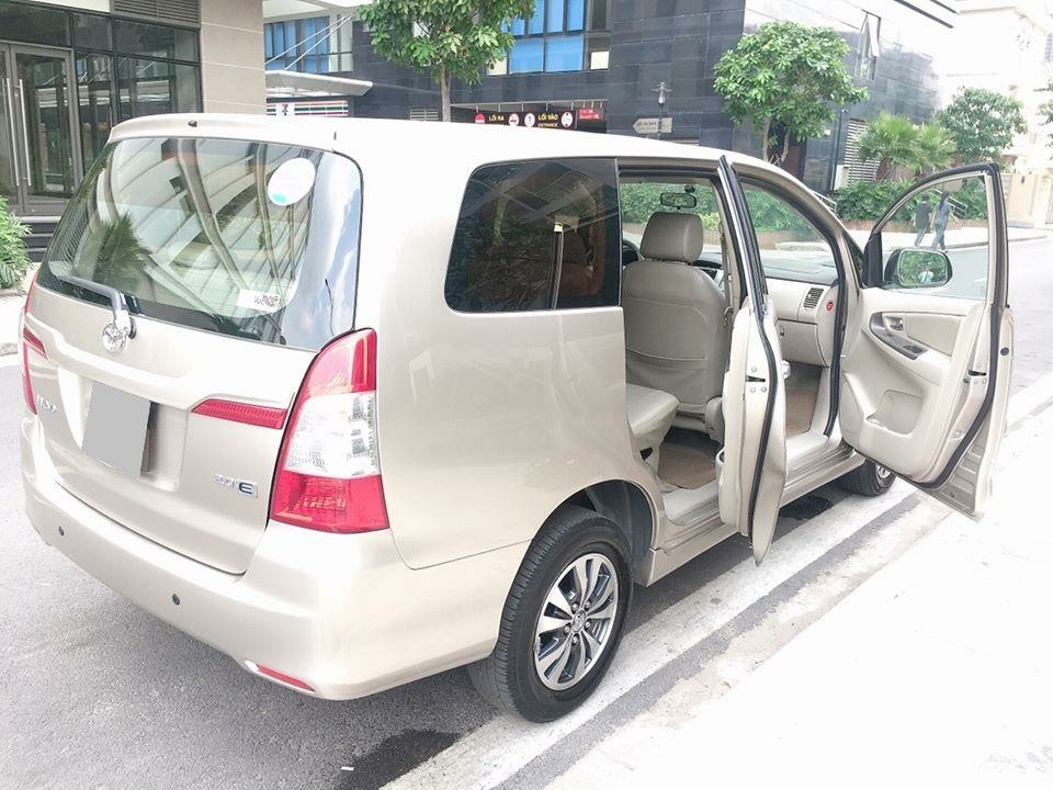 Bán Toyota Innova 2015