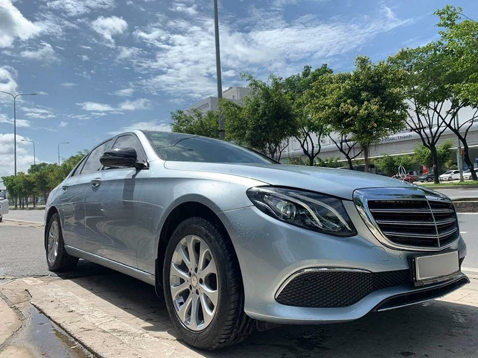 Bán Mercedes E200 Xanh ngọc Full option 2017