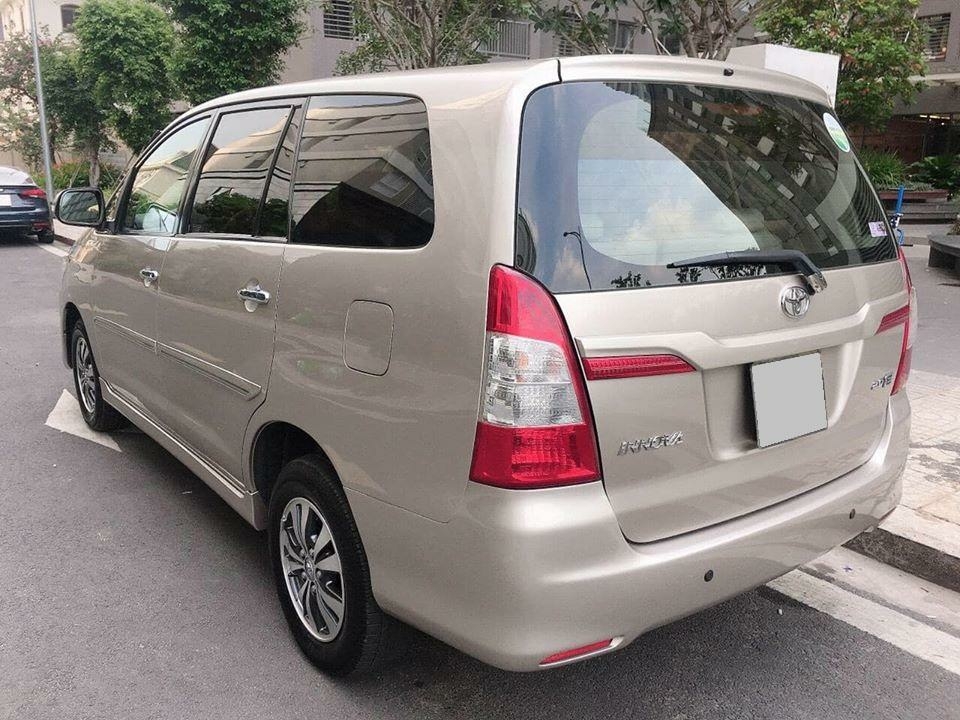 Bán Toyota Innova 2015