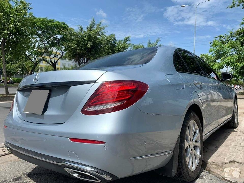 Bán Mercedes E200 Xanh ngọc Full option 2017