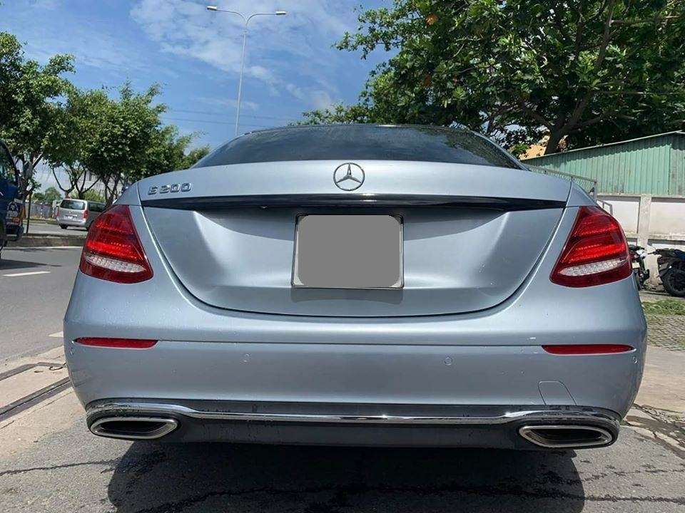 Bán Mercedes E200 Xanh ngọc Full option 2017