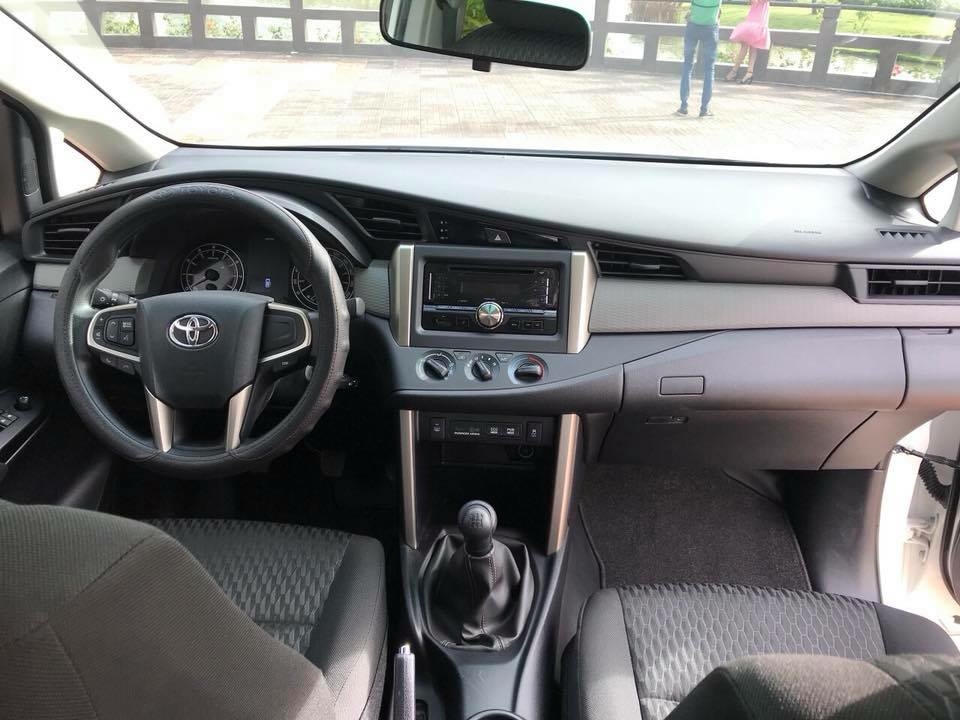 Bán Toyota Innova  màu Trắng 2018