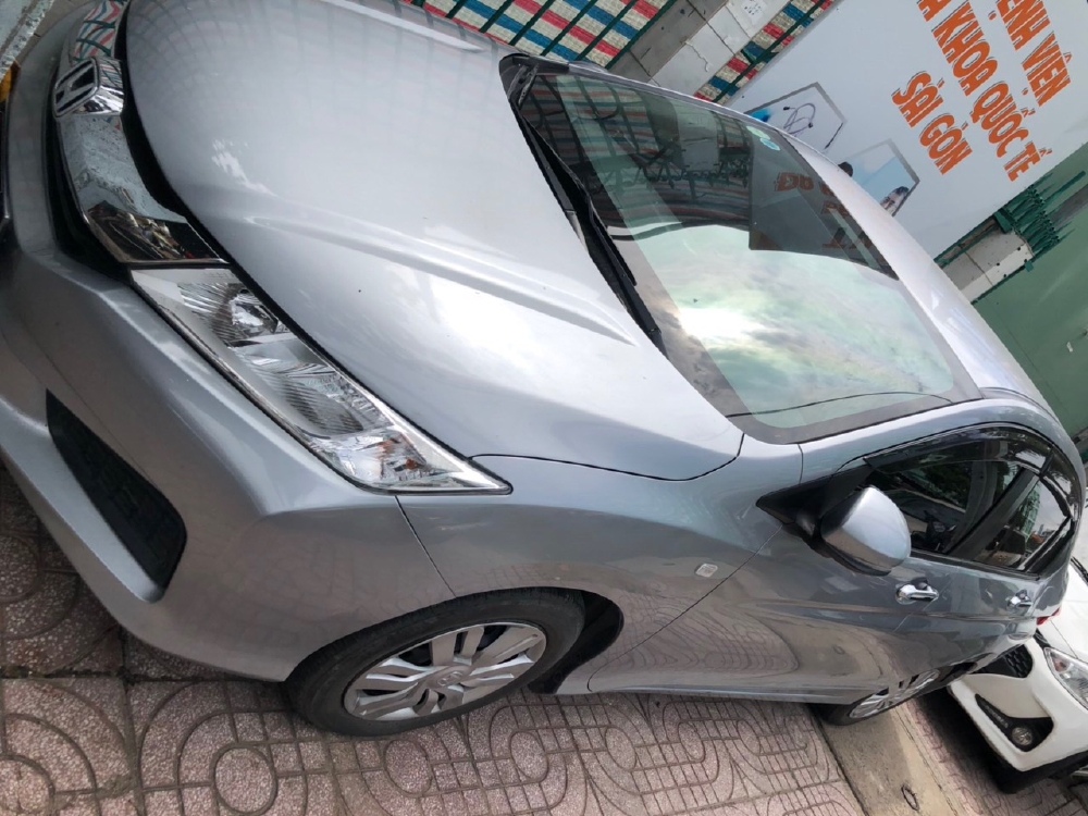Cần Bán Honda City 2016 số sàn màu Bạc rất đẹp.