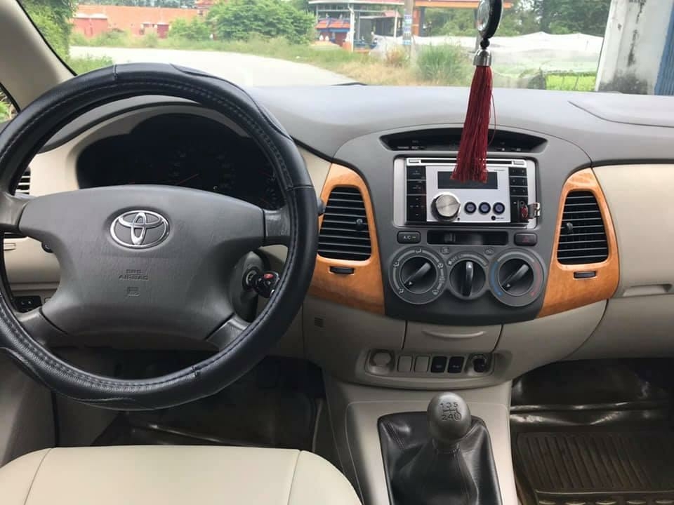 Bán Toyota Innova 2011