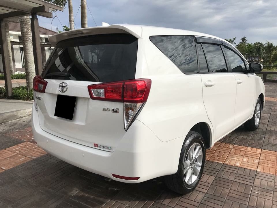 Bán Toyota Innova  màu Trắng 2018