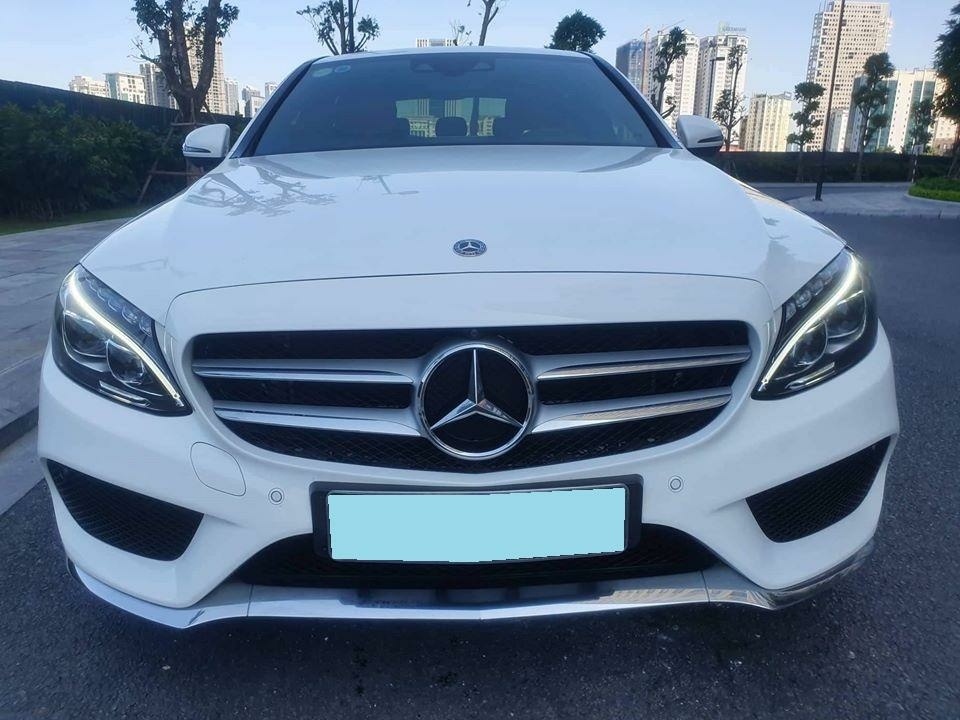 Lên đời cần bán C300 AMG