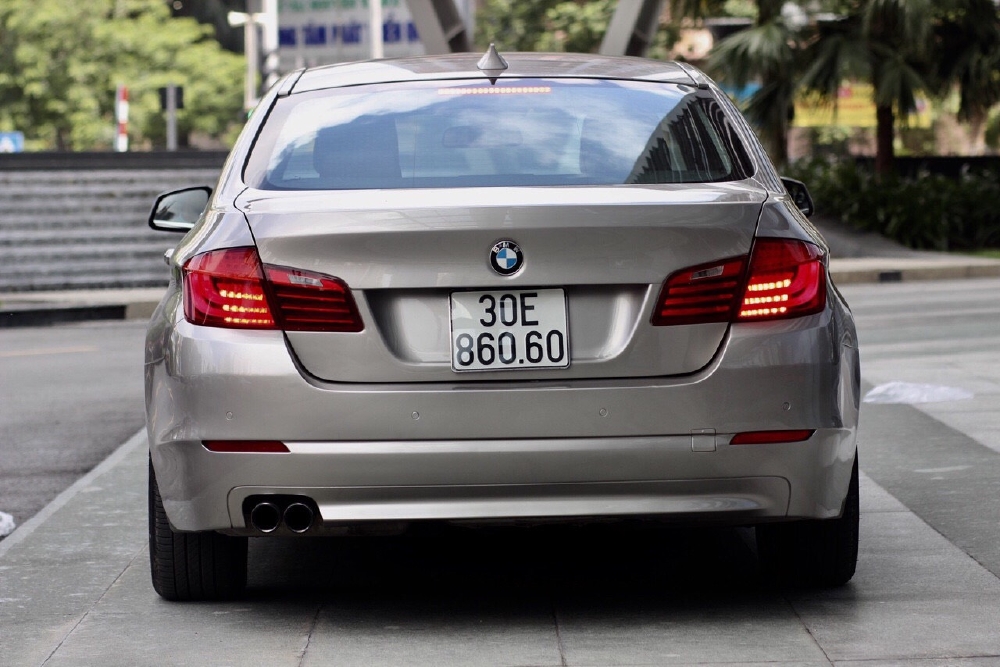 Bmw 520i sx 2012 màu vàng nội thất đen