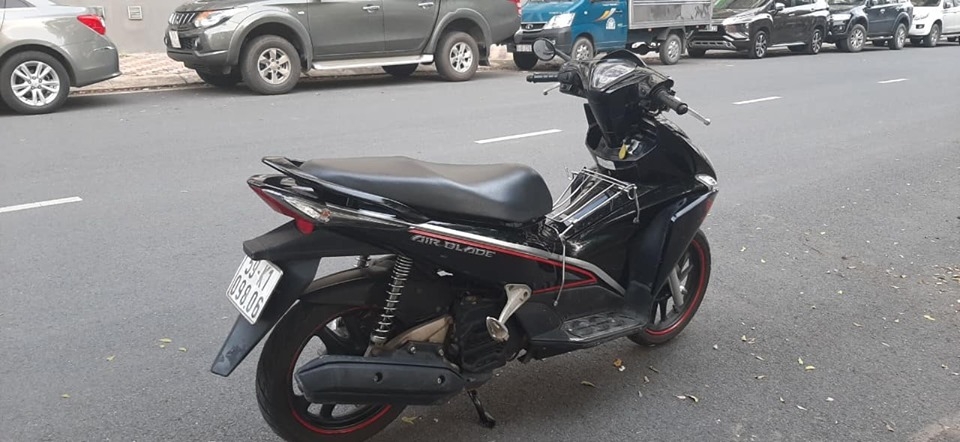 BÁN XE MÁY CŨ TRẢ GÓP KHÔNG CẦN CHỨNG MINH THU NHẬP