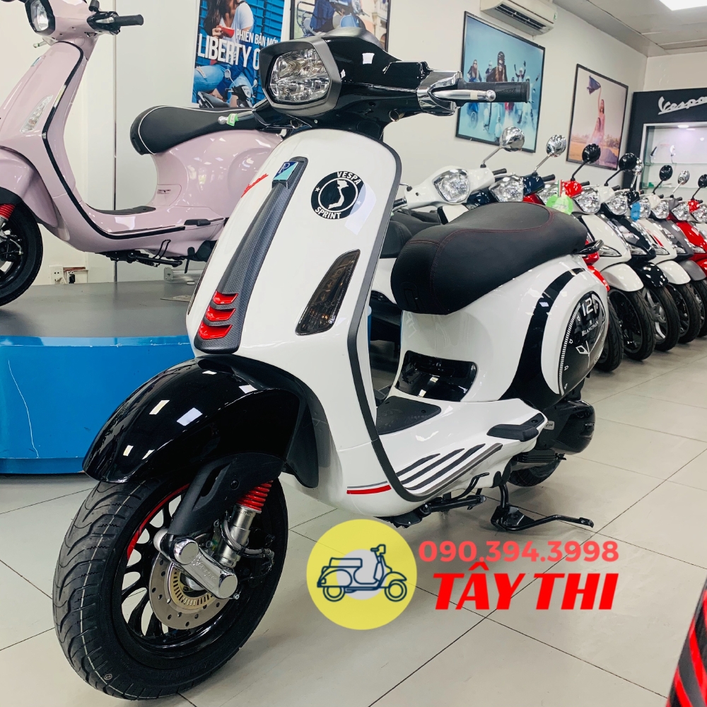 MUA VESPA SPRINT CARBON TRẮNG THIẾT KẾ TEM ĐẤU ĐỘC QUYỀN TẠI SÓC TRĂNG