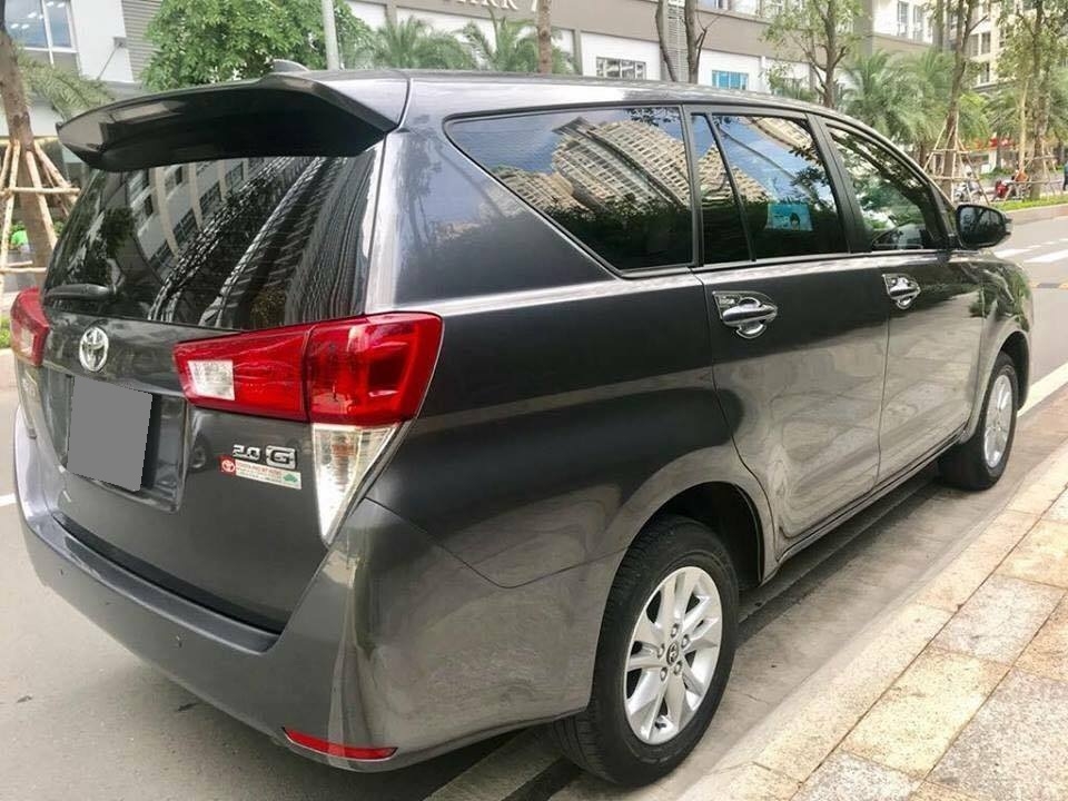 Bán Toyota Innova Xám 2016 tự động phom mới chính chủ.