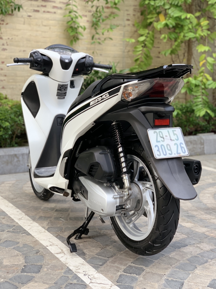 Cần bán SH Việt 150 ABS cuối 2018 màu Trắng cực đẹp- Biển Vip