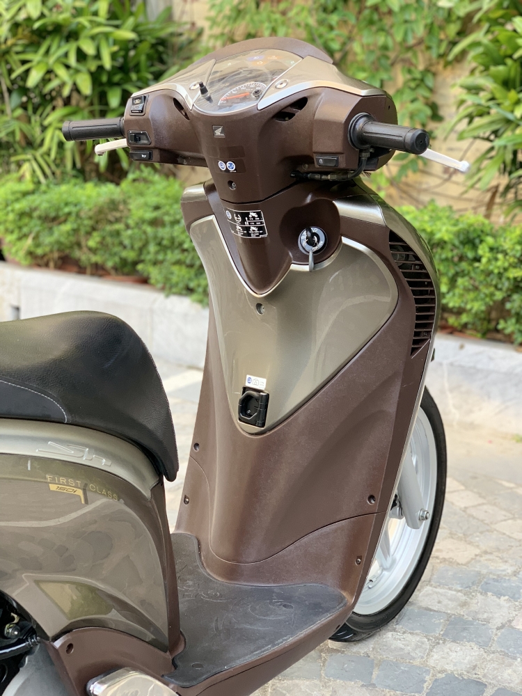 Cần bán SH Nhập 125 đời 2013 màu Sâmpanh cực chất