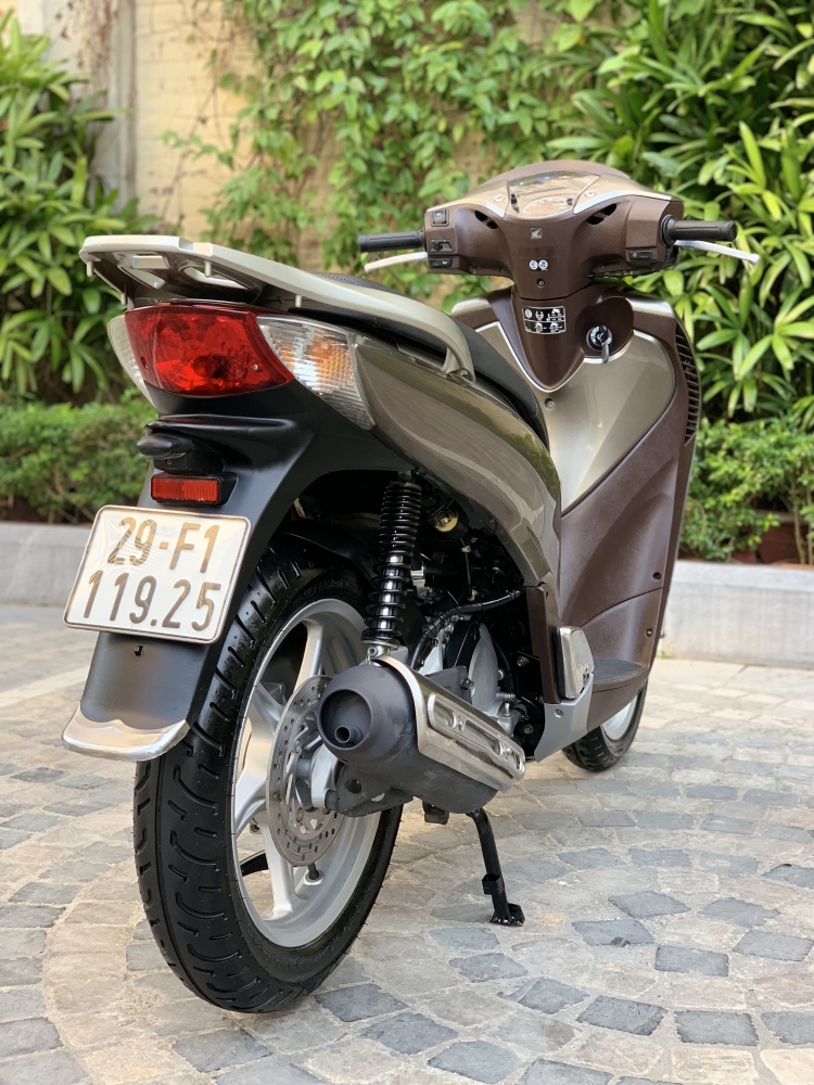 Cần bán SH Nhập 125 đời 2013 màu Sâmpanh cực chất