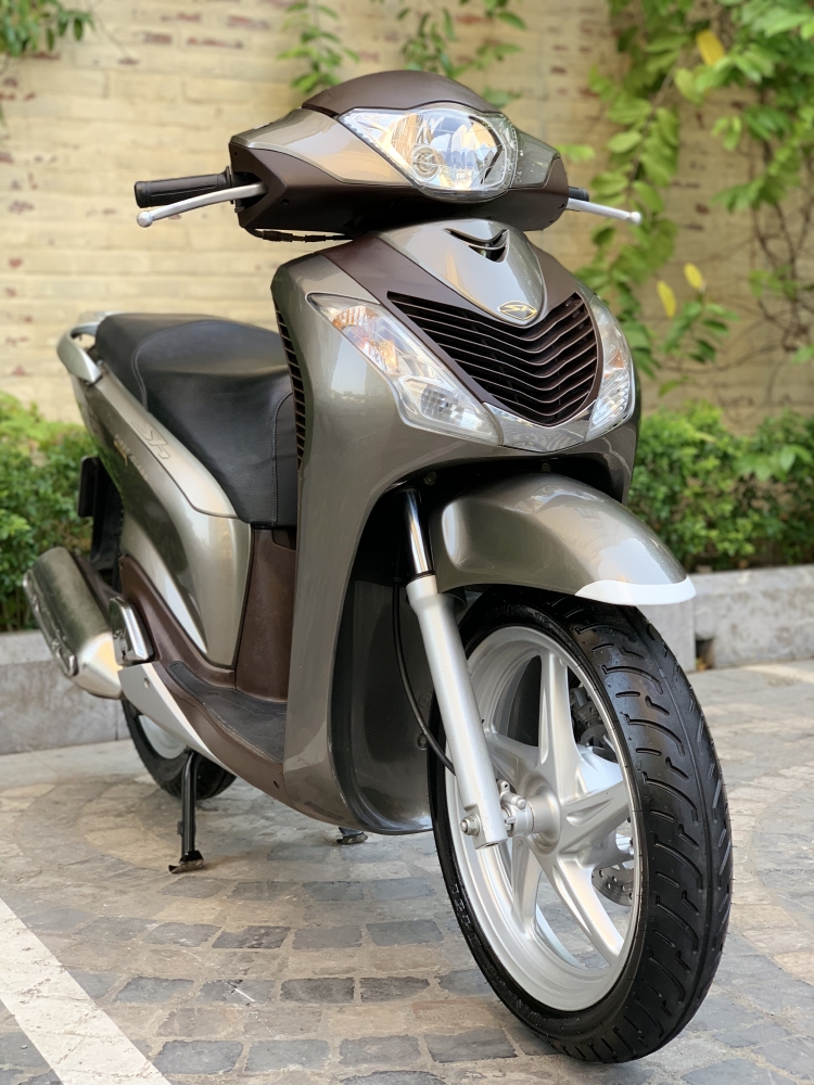 Cần bán SH Nhập 125 đời 2013 màu Sâmpanh cực chất