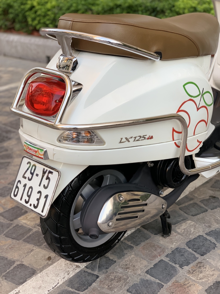 Cần bán Vespa LX ie 2012 màu Trắng cực chất