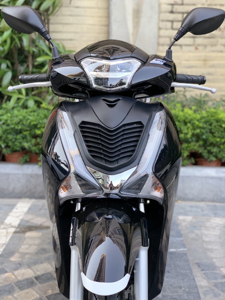 Cần bán SH Việt 125 ABS 2019 màu Đen quá mới