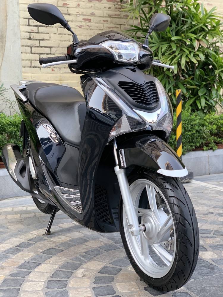 Cần bán SH Việt 125 ABS 2019 màu Đen quá mới