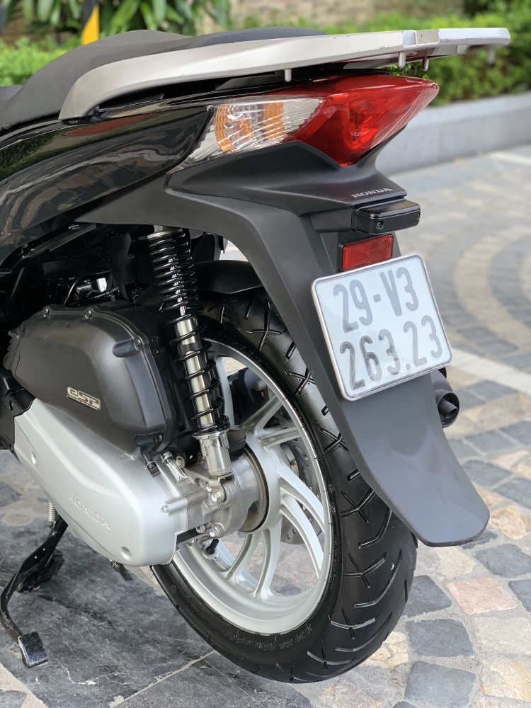 Cần bán SH Việt 150 Full nhập 2016 màu Đen cực chất, cực đẹp