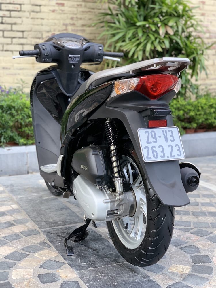Cần bán SH Việt 150 Full nhập 2016 màu Đen cực chất, cực đẹp