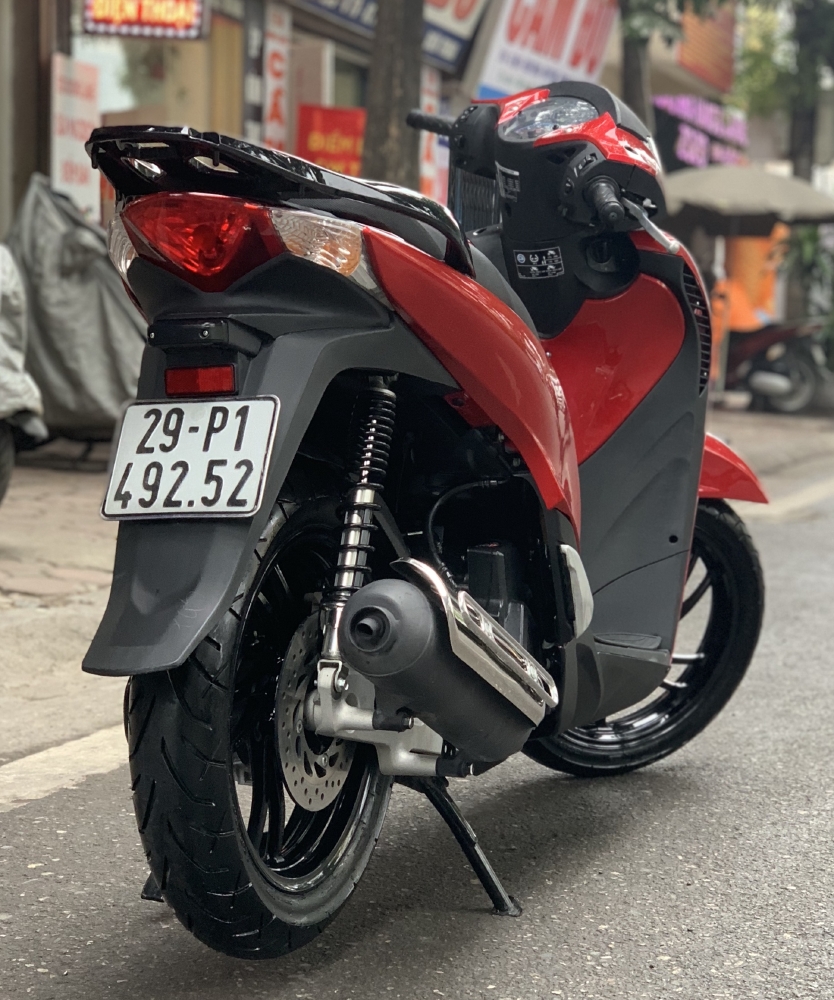 Cần bán SH Việt 150 Full nhập cuối 2016 Đỏ Sport đẹp miễn chê